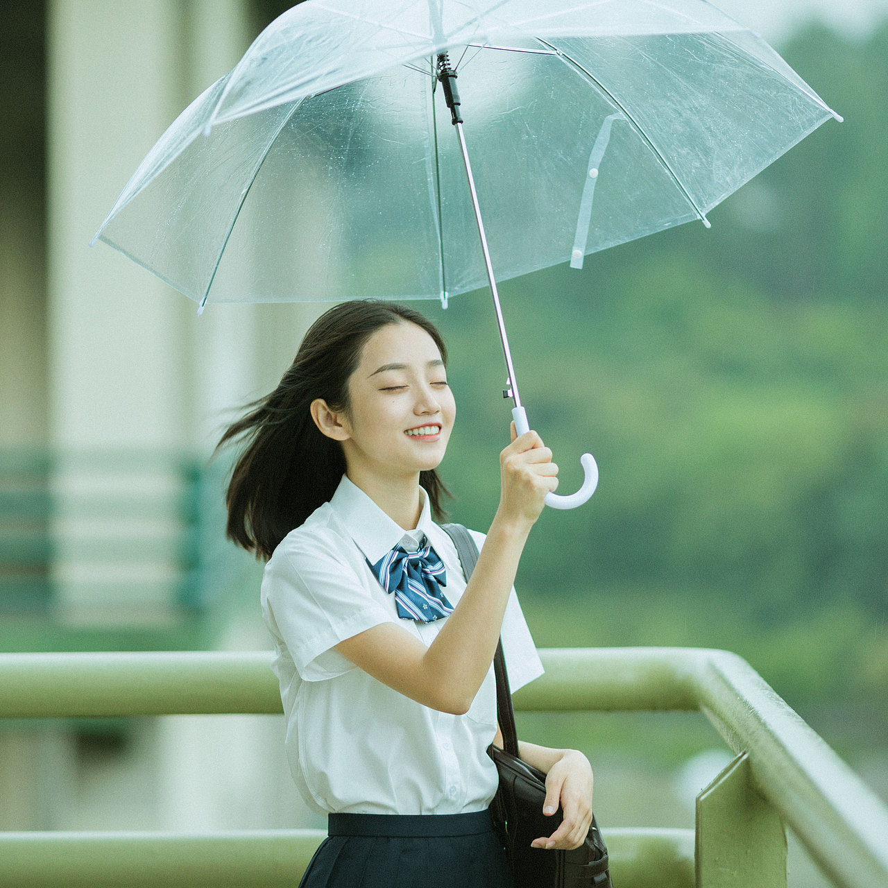 雨のJK（图ZNzkyODM4ODQ=） - 人像摄影 - 站酷设计师IMO_木易原创素材 - 站酷ZCOOL