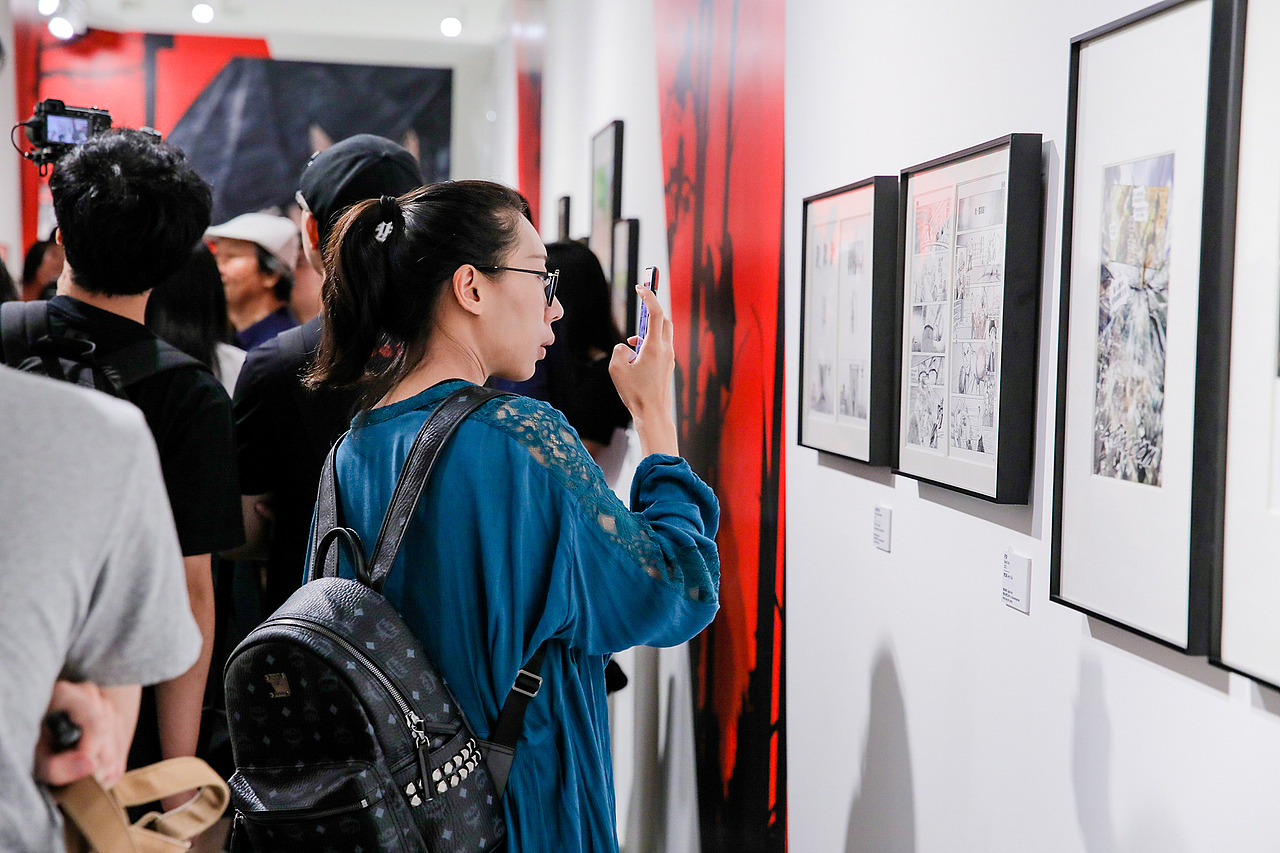 百年国漫大展 - VI、印刷品、衍生品、环境图形