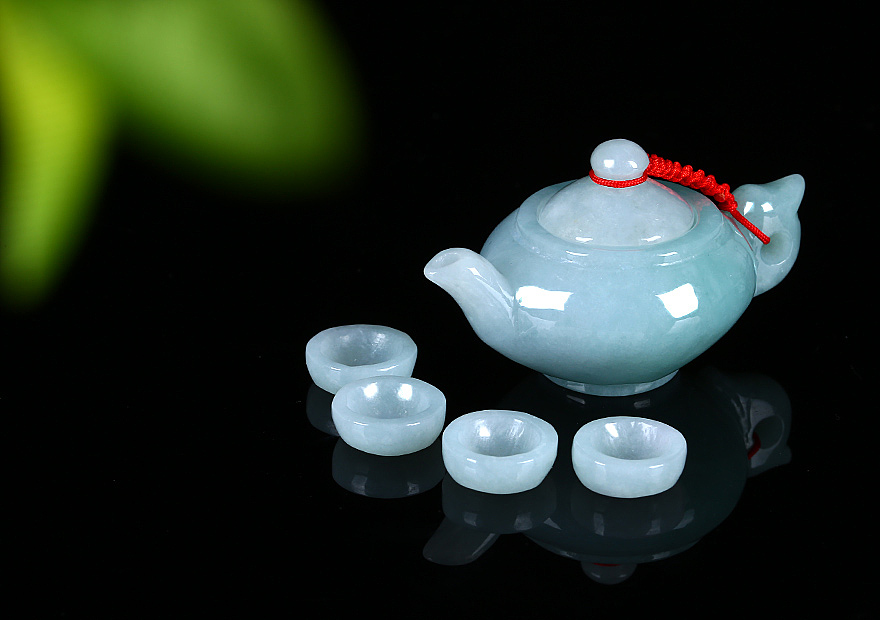 翡翠拍摄-【创意】茶壶小摆件（图ZMTMyNTI0NTky） - 产品摄影 - 站酷设计师金隆裕珠宝原创素材 - 站酷ZCOOL