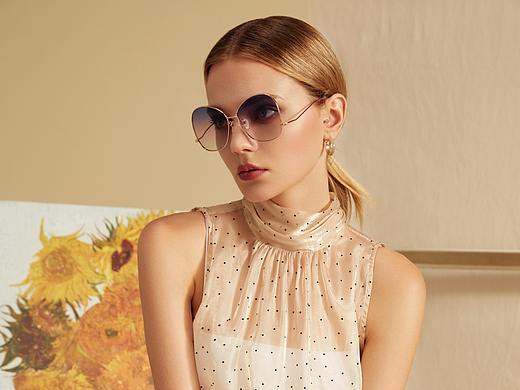 海伦凯勒眼镜摄影