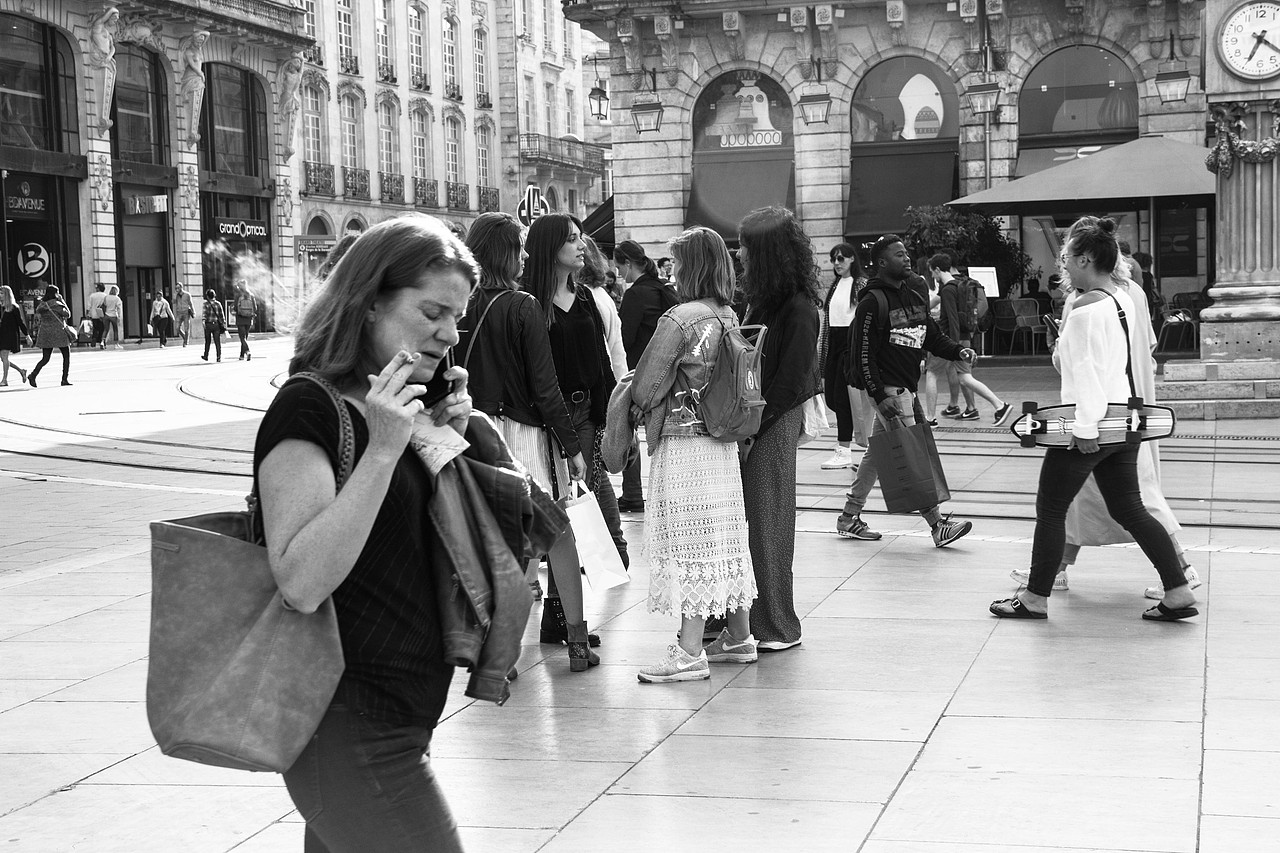 Les Fumers 吸烟者（图ZMTE1NDU4NTcy） - 人文/纪实摄影 - 站酷设计师詹梁原创素材 - 站酷ZCOOL