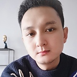 设计师正方形的头像