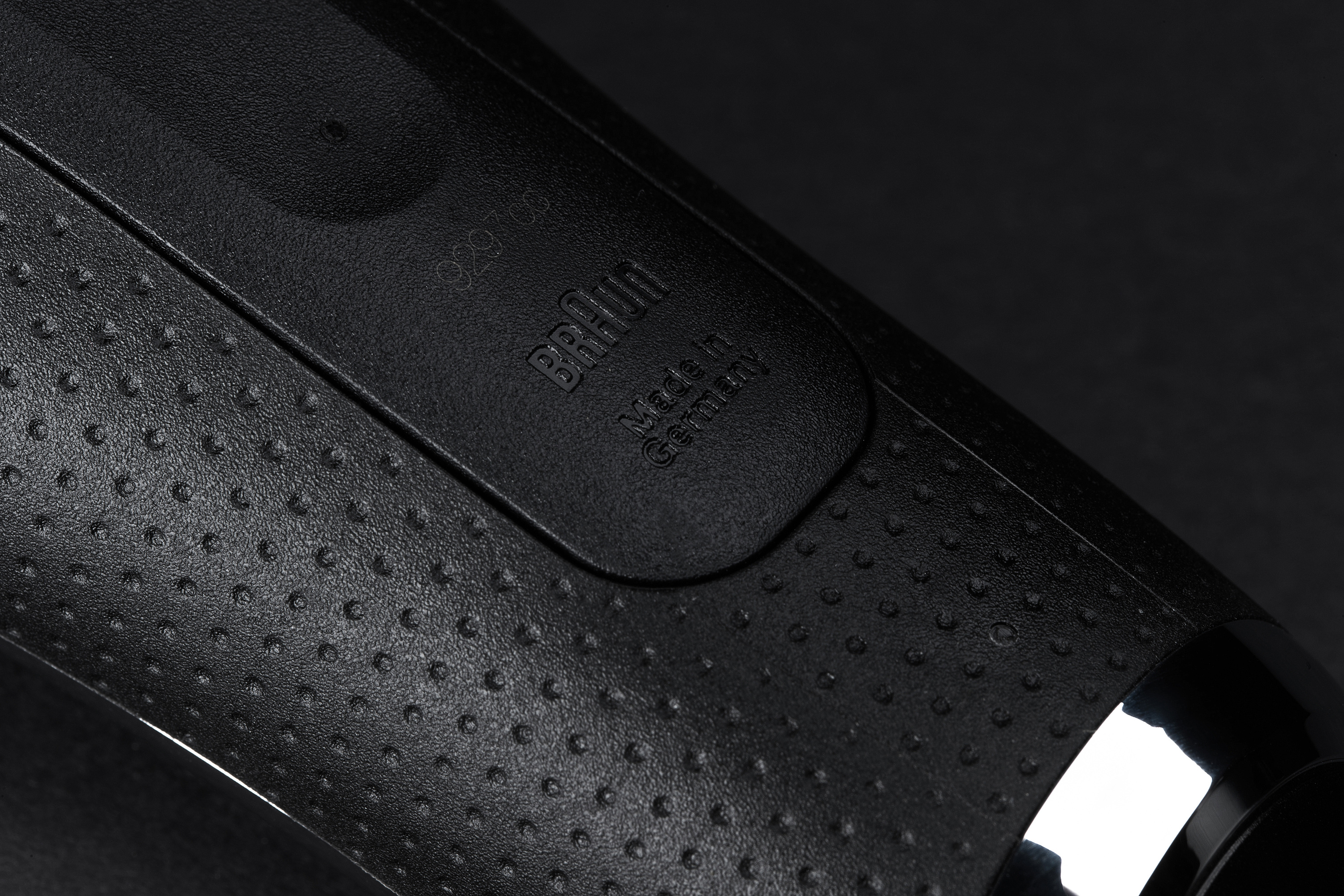 博朗电动剃须刀|摄影|产品摄影|蒙现军_原创作品-站酷(zcool)