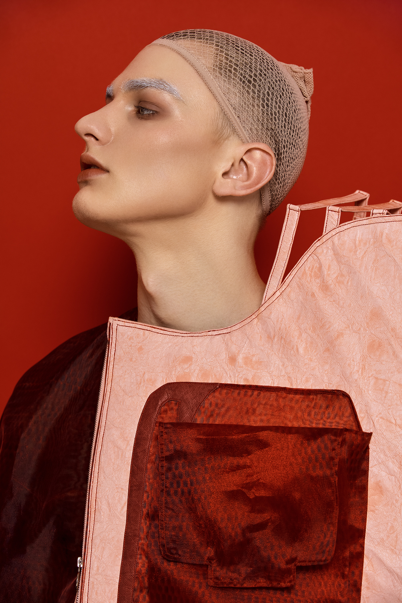 束缚｜摄影创作（图ZMTIzNjg0ODA0） - 人像摄影 - 站酷设计师haungzyuan原创素材 - 站酷ZCOOL