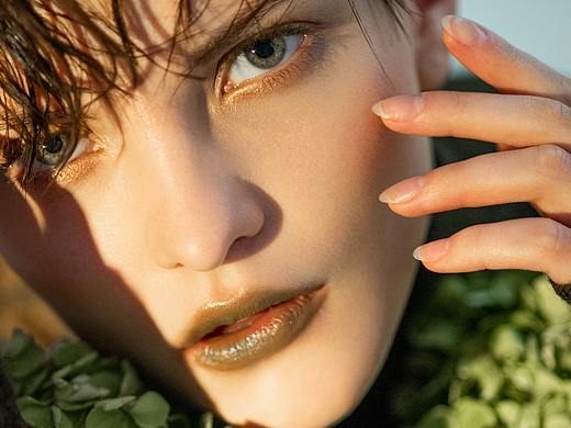 我是谁（个人主页-ZNDIzMjE3MzI=） - 时尚/艺术摄影 - 站酷设计师夏珩原创素材 - 站酷ZCOOL