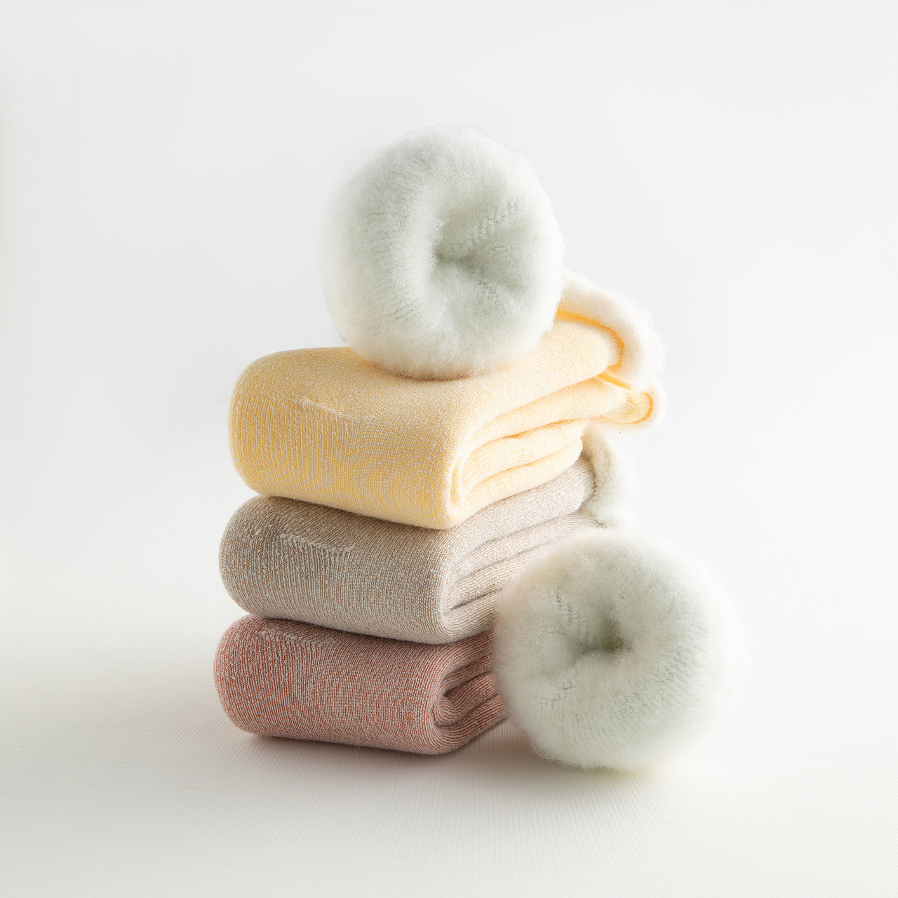 袜子 本命年 棉袜（图ZMjgxNjkyMzQ0） - 产品摄影 - 站酷设计师艺馆摄影工作室原创素材 - 站酷ZCOOL