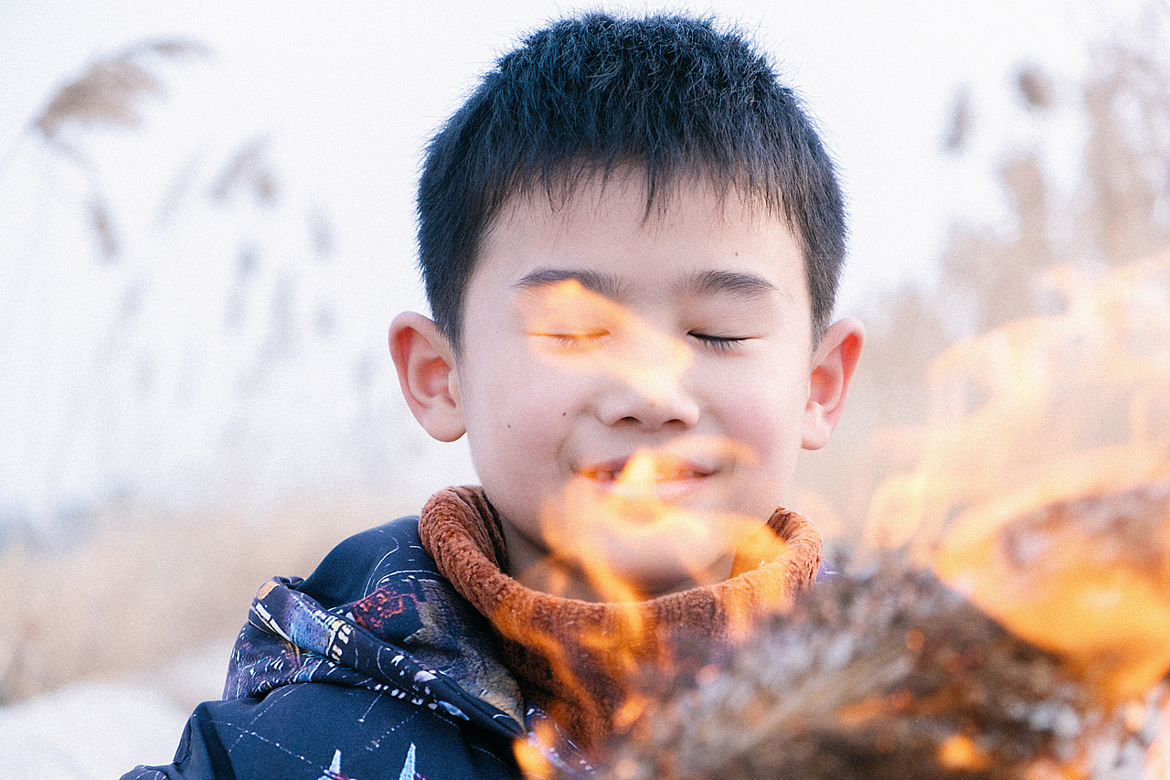 为小孩拍的一组照片（图ZMjE5NzAxNTI0） - 人像摄影 - 站酷设计师窗外有星光原创素材 - 站酷ZCOOL