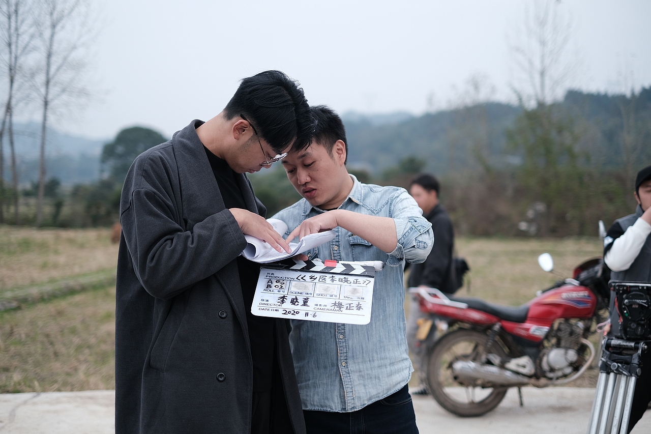 《乡医李晓正-剧照2》（图ZMjMxOTgyODEy） - 人文/纪实摄影 - 站酷设计师六月爸爸原创素材 - 站酷ZCOOL