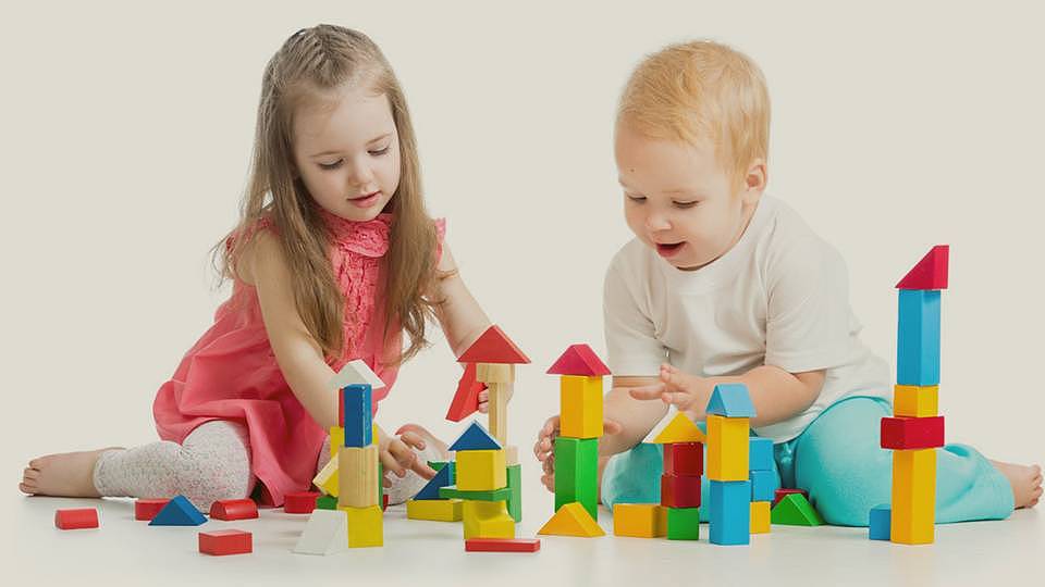 成都与创广告2015上半年零零散散  品牌设计 /VI/logo标志/导视/包装 /策划/空间设计