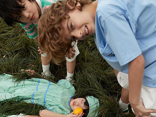 SUNNY WHITE RED 2022ss 春夏形象