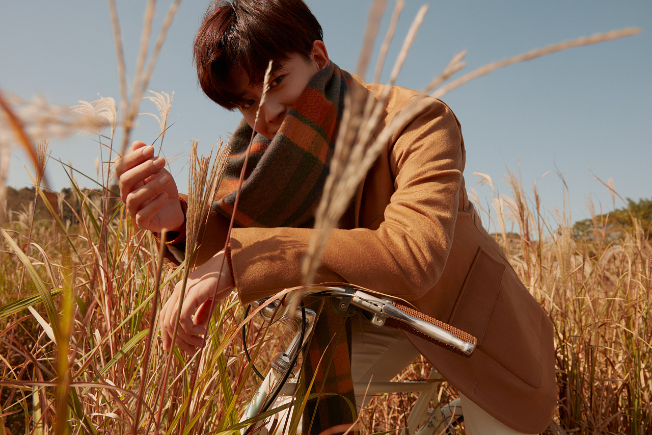 吃鹽小浣熊的個(gè)人主頁(yè)（封面預(yù)覽） - 主頁(yè)封面設(shè)置 - 站酷設(shè)計(jì)師吃鹽小浣熊原創(chuàng)素材 - 站酷ZCOOL