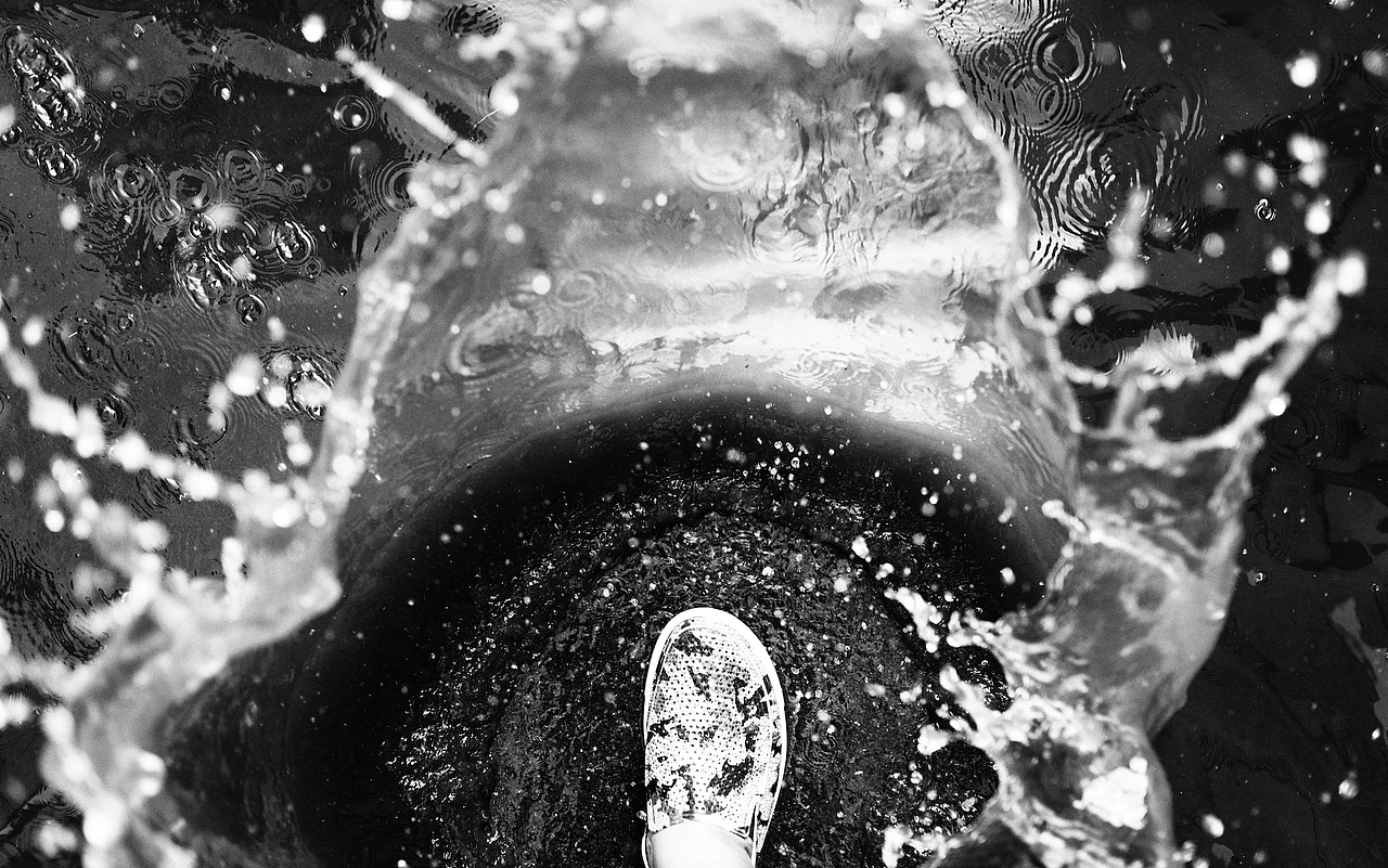 雨天和阴天（图ZODYyNDEzMjg=） - 人文/纪实摄影 - 站酷设计师RainForces原创素材 - 站酷ZCOOL