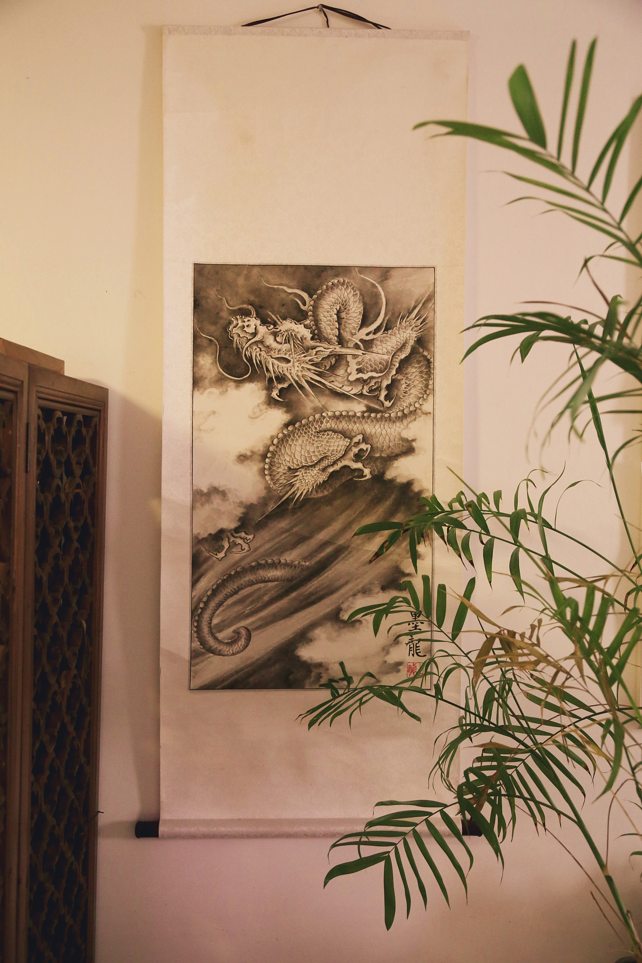 国画龙由龙作品