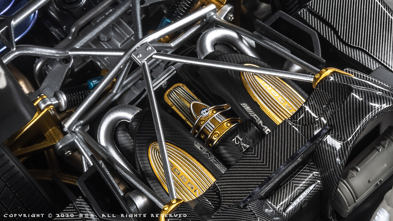 LCD 1:18 Pagani Huarya Roadster ​​​​（图ZMjMxMjAwNjk2） - 产品摄影 - 站酷设计师大力神不大原创素材 - 站酷ZCOOL