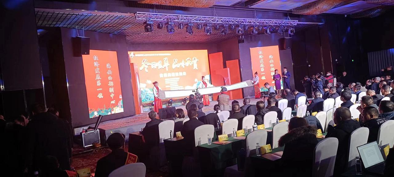 海安市领导为曲塘全国书画大赛获奖选手颁奖一知乎网