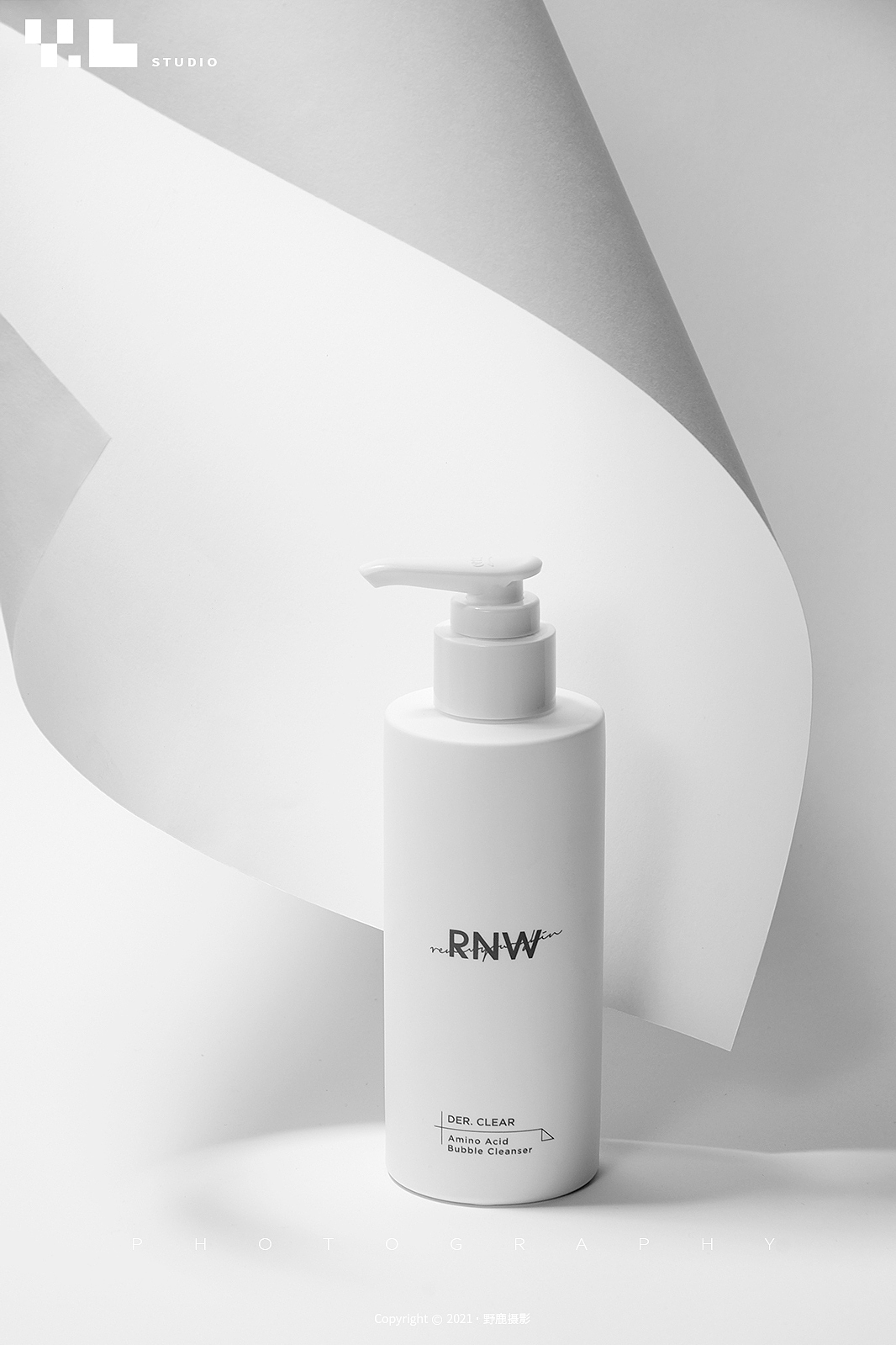 新年快乐 | RNW极简场景拍摄 | 野鹿摄影（图ZMjM4ODM2NDky） - 产品摄影 - 站酷设计师野鹿摄影原创素材 - 站酷ZCOOL