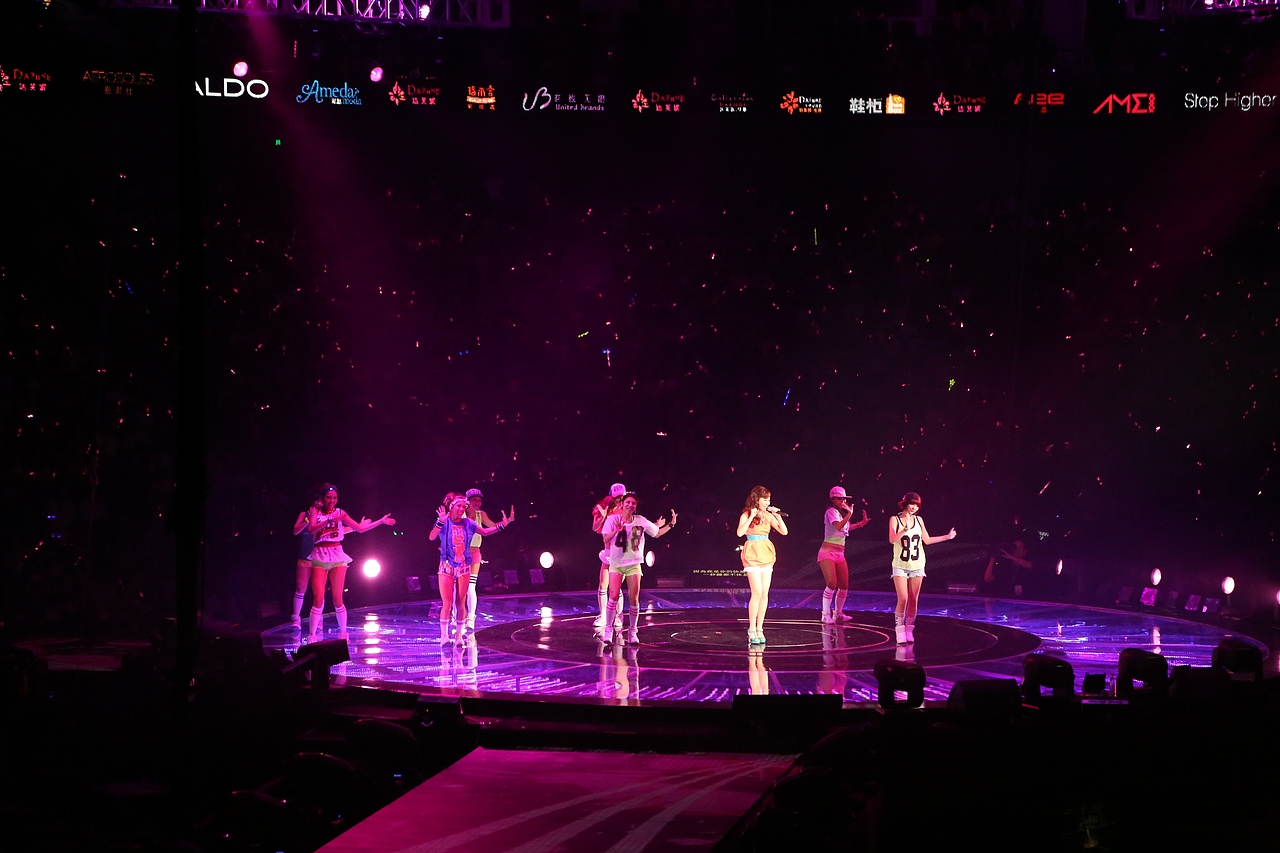 达芙妮群星演唱会