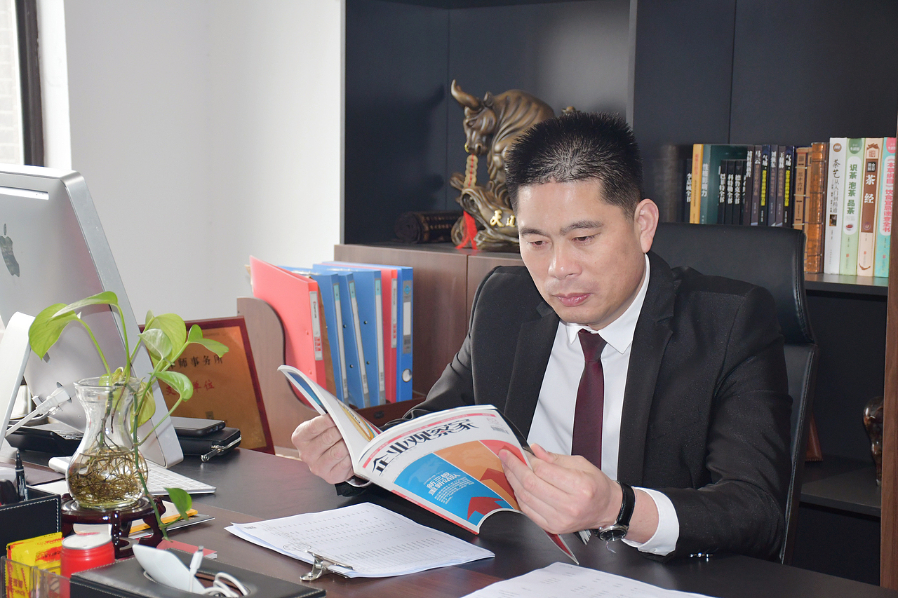 陈老汉出品 | 大成商学院品牌LOGO视觉体系制造