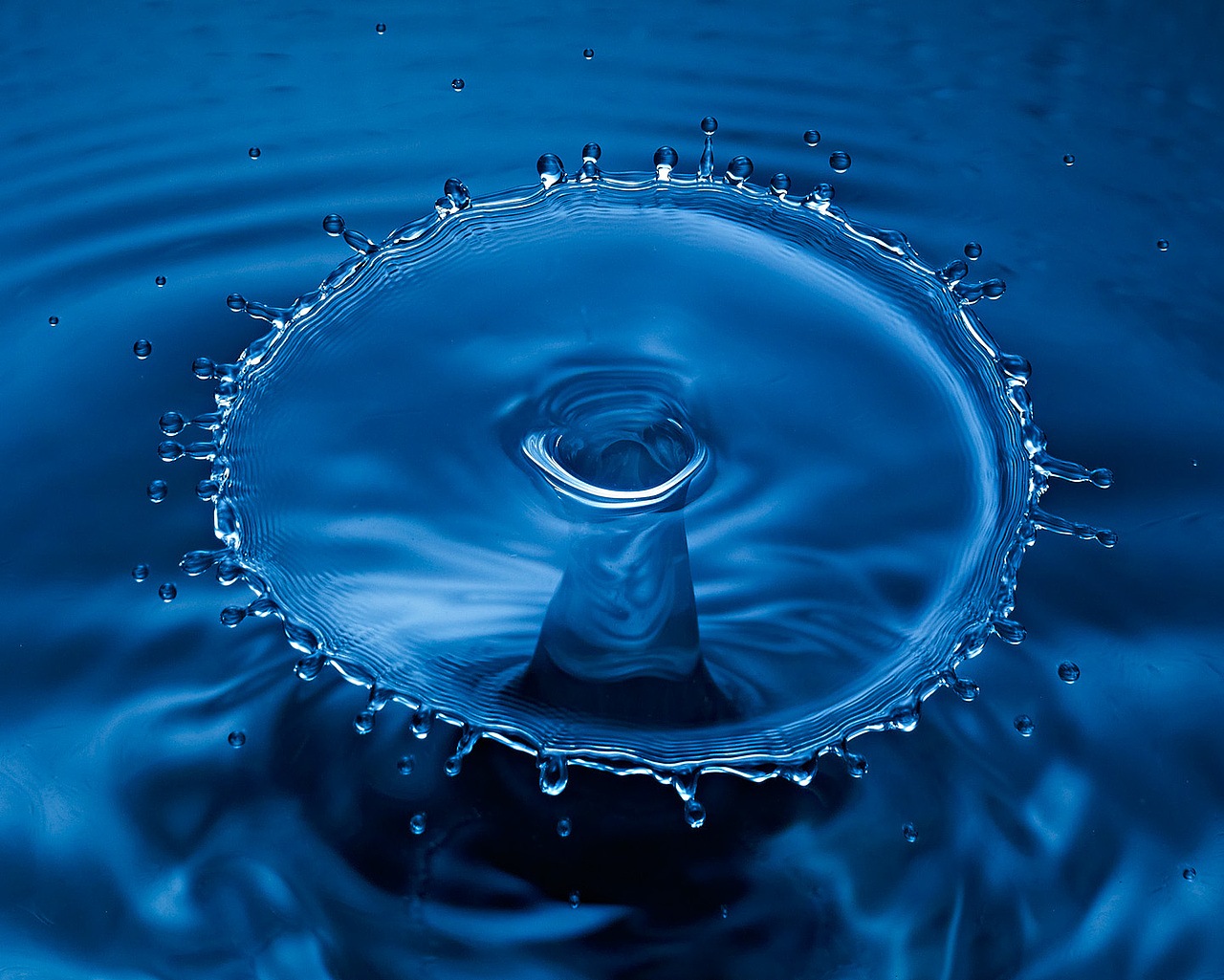 06期（广告摄影手稿）：万分之一秒的精彩（图ZNzQzMjUyNTY=） - 产品摄影 - 站酷设计师禅宗喝水原创素材 - 站酷ZCOOL