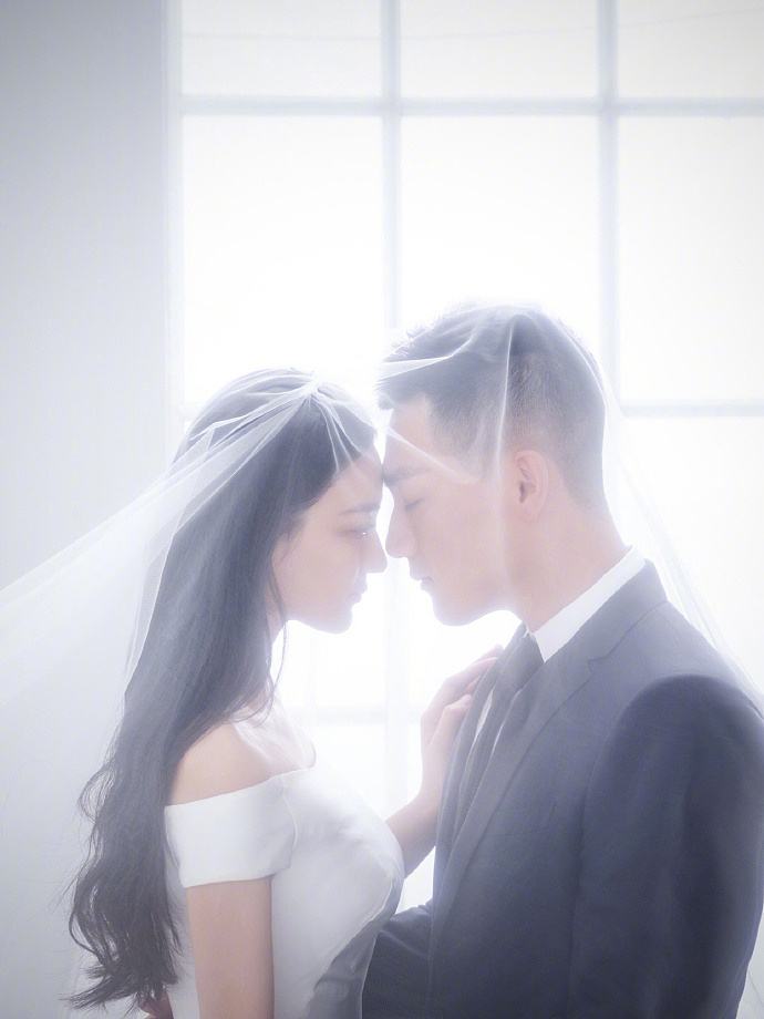 绵阳哪里有教婚纱摄影?