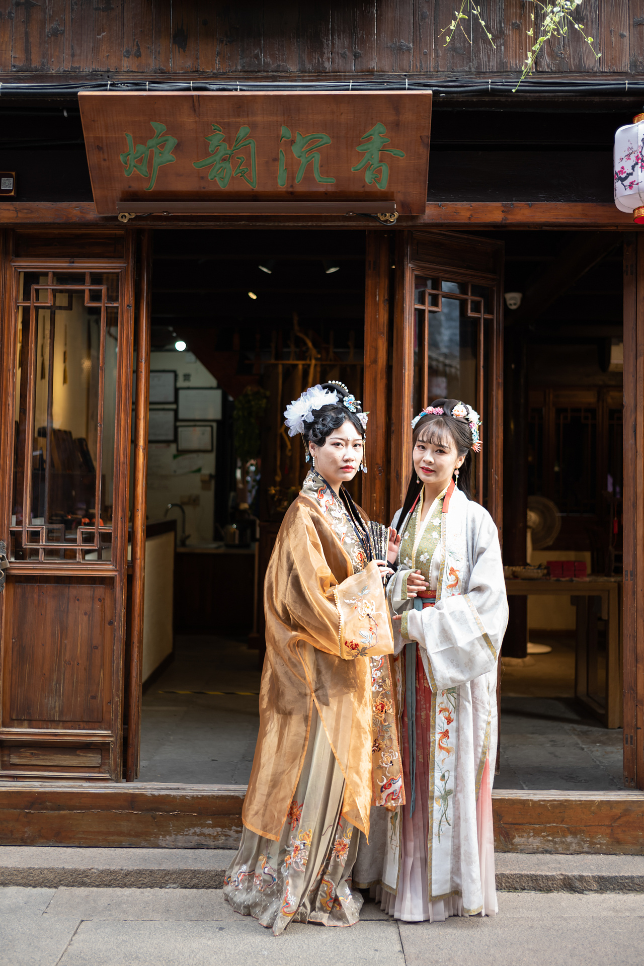 苏州周庄古镇汉服主题月|摄影|人像摄影|延长线_31 - 原创作品 - 站酷