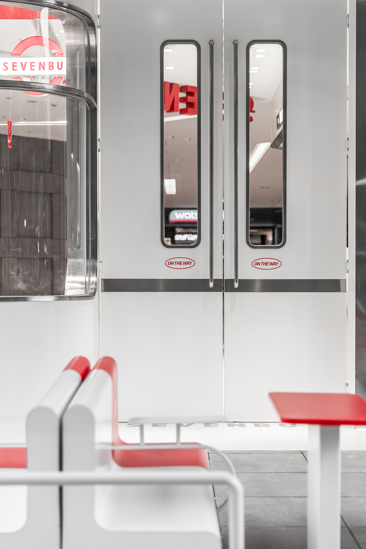 SEVENBUS｜成都TD店（图ZMjUxOTM5Mjk2） - 商业空间设计 - 站酷设计师或者设计原创素材 - 站酷ZCOOL