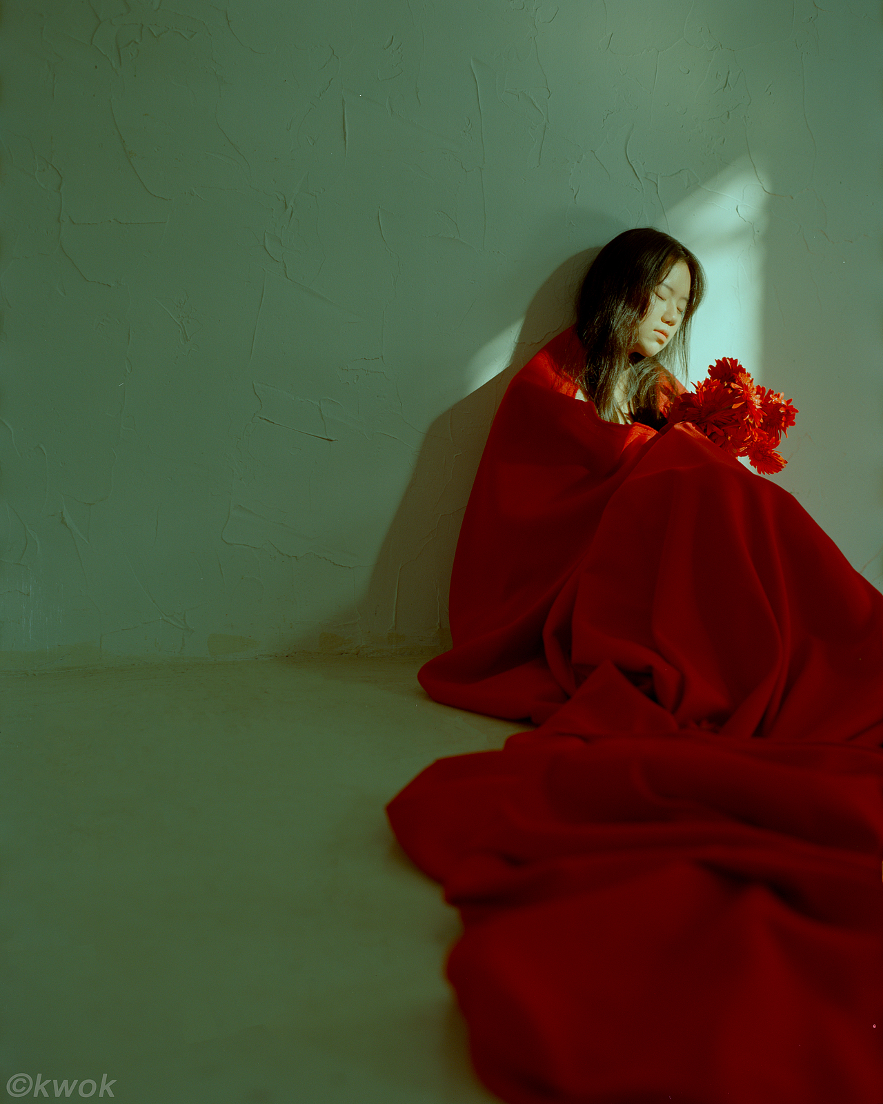 不能自己 不敌自己（图ZMTAzMDg1MTQ0） - 人像摄影 - 站酷设计师kwok93原创素材 - 站酷ZCOOL