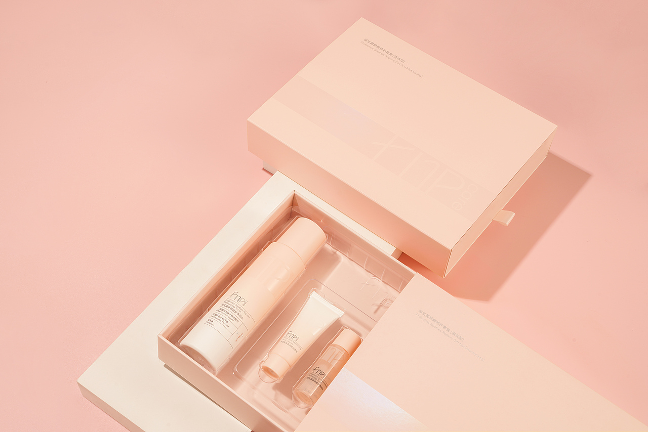 美妆护肤产品水乳拍摄（图ZMjQ0NTc0ODEy） - 产品摄影 - 站酷设计师焦典摄影原创素材 - 站酷ZCOOL