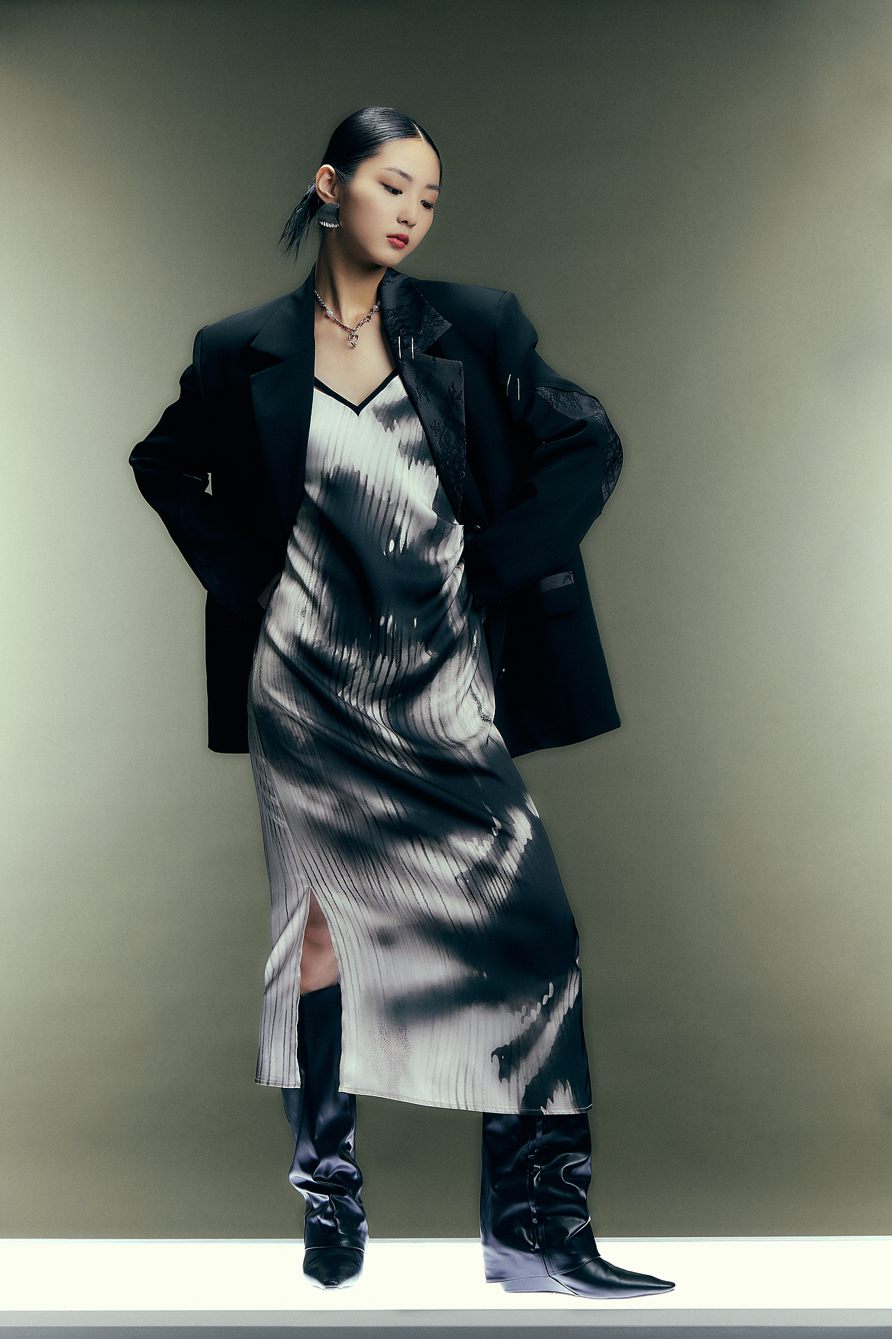 模卡拍摄｜新中式时尚大片/商业摄影（图ZMzQwODE5Nzgw） - 时尚/艺术摄影 - 站酷设计师无限光制商业摄影原创素材 - 站酷ZCOOL