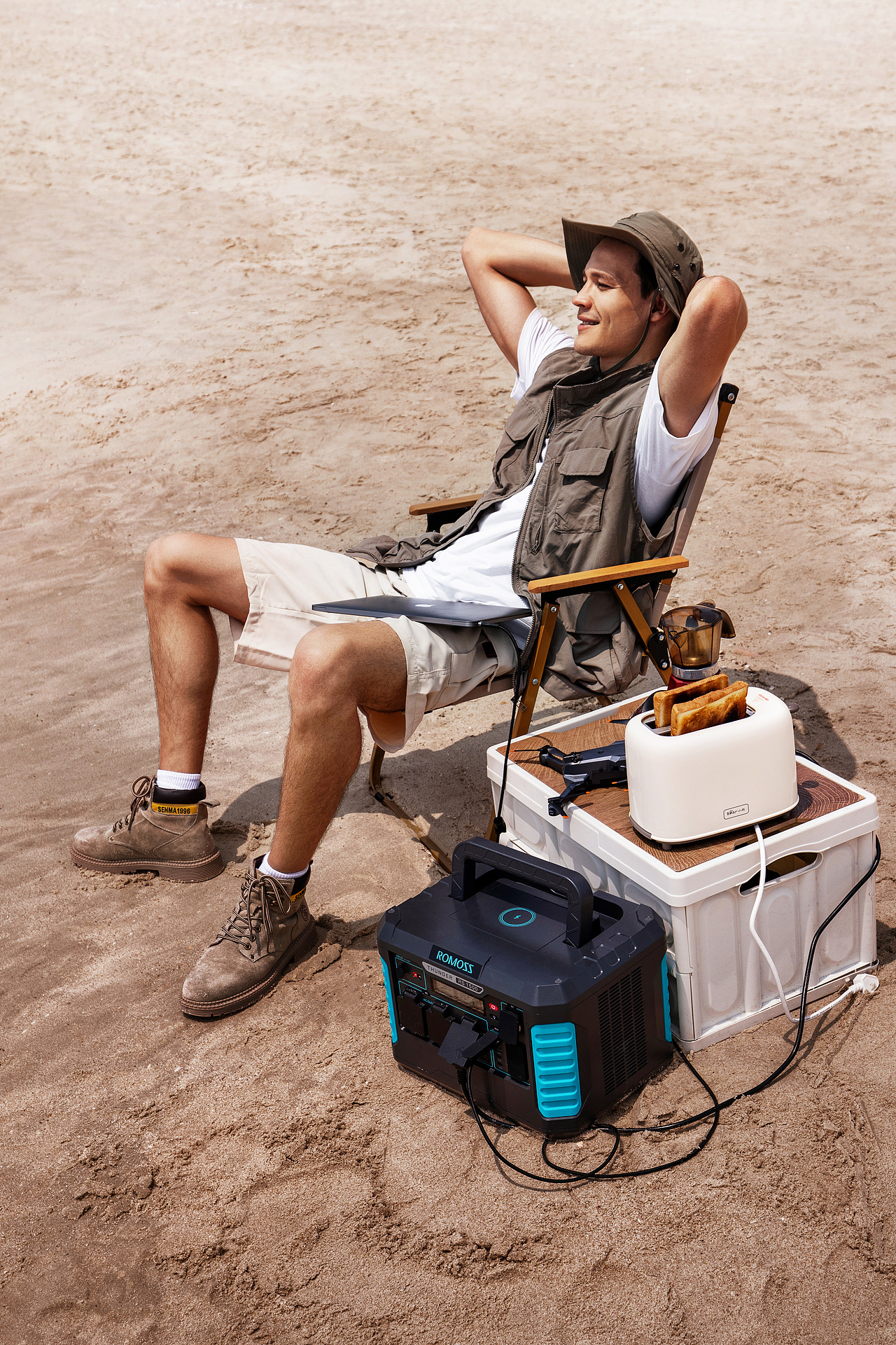 罗马仕雷霆系列 RS300-1500 户外电源拍摄