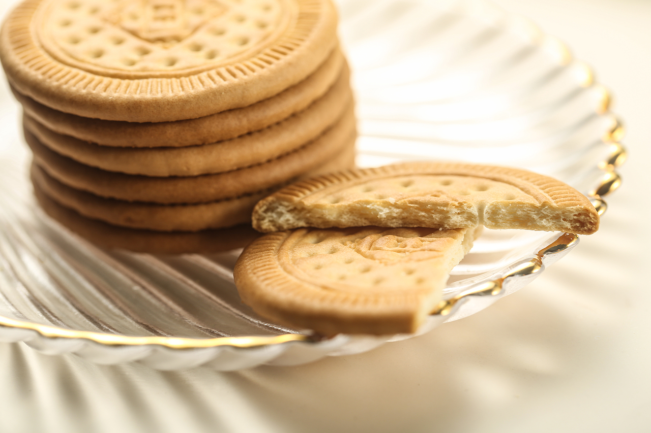 美食攝影早餐餅干（圖ZMzM3Njc4NDc2） - 產(chǎn)品攝影 - 站酷設(shè)計(jì)師周大富80原創(chuàng)素材 - 站酷ZCOOL