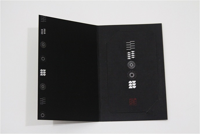 《潮忆》书籍设计(图ZOTk3ODQwNA==) - 书籍/画册 - 站酷设计师续_HONG原创素材 - 站酷ZCOOL