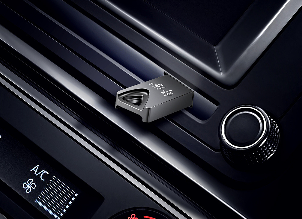 车载u盘场景精修摄影创意图