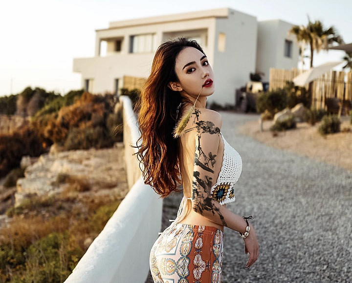 李纹肆纹身设计图