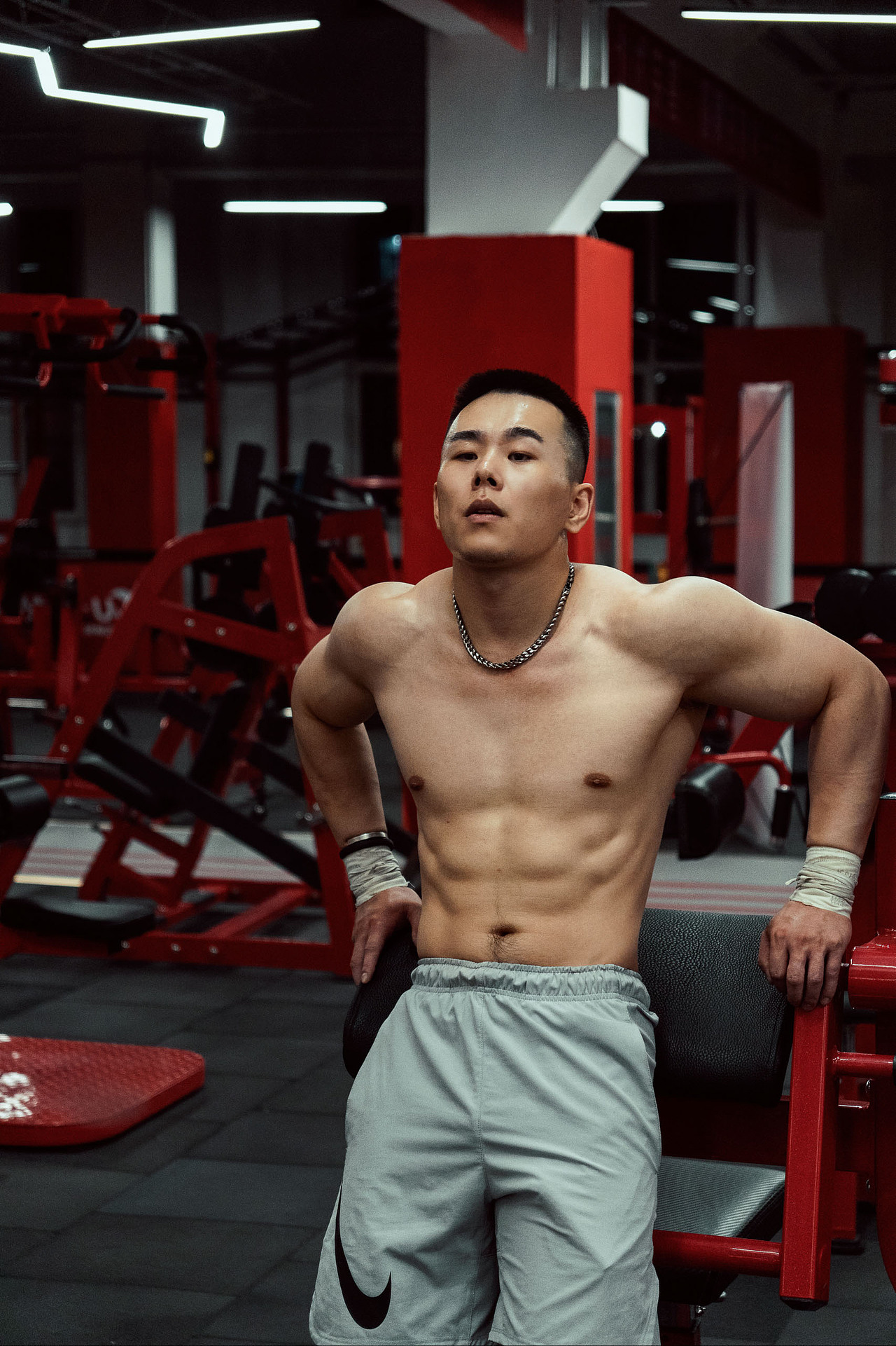 健身房怎么拍？（图ZMzA5NzM5NjY0） - 人像摄影 - 站酷设计师封磊原创素材 - 站酷ZCOOL