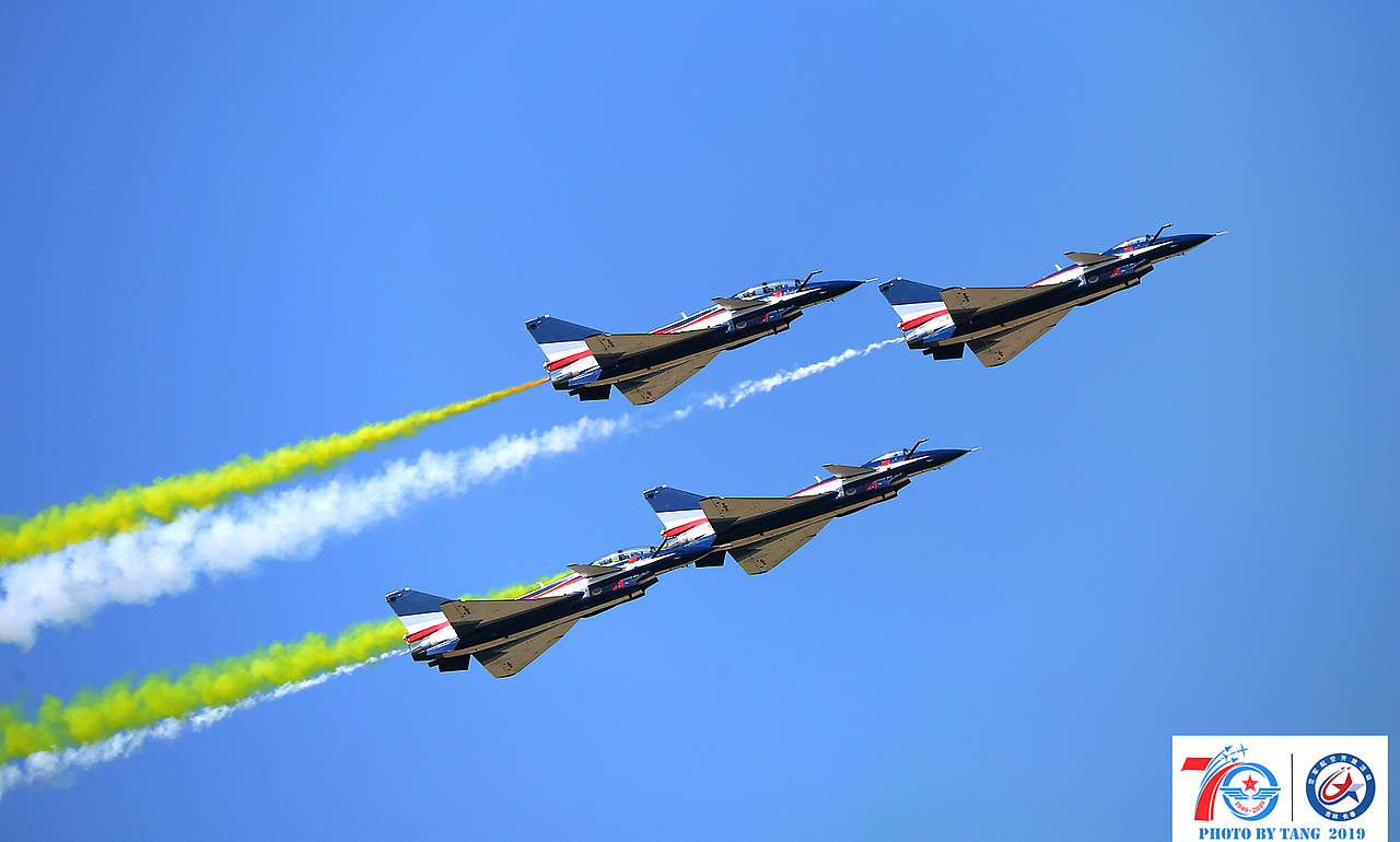 2019长春航空开放日之七（图ZMTgxMjczMTUy） - 人文/纪实摄影 - 站酷设计师marinetzk原创素材 - 站酷ZCOOL