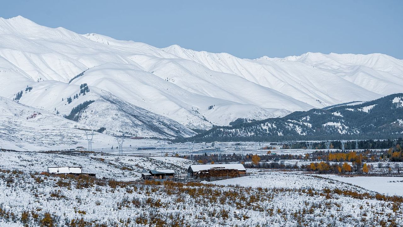 冰雪禾木草原（图ZMzYxODc2MjI0） - 风光摄影 - 站酷设计师摄影师雪山飞兔原创素材 - 站酷ZCOOL