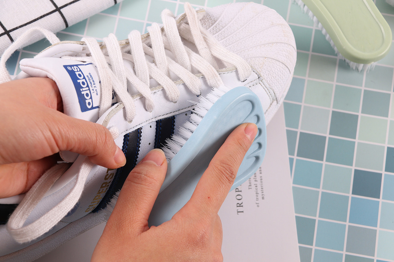 B04居家日用\C99-其他\V13脚丫刷