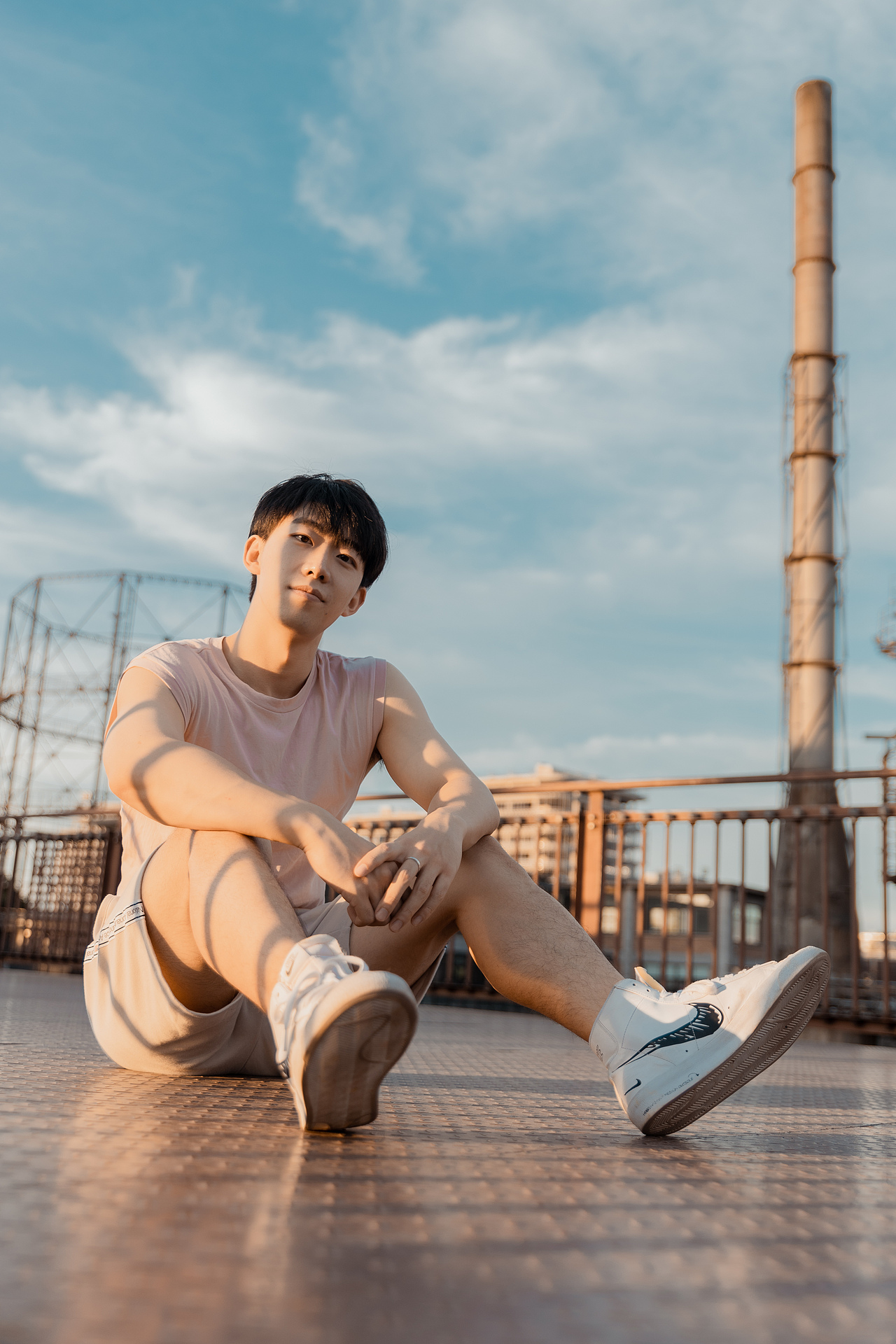 工业风男生写真