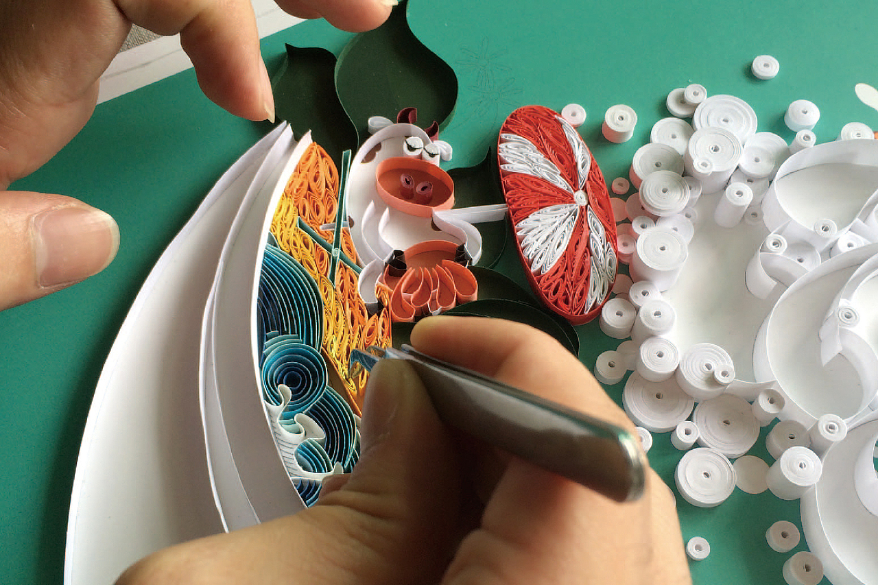 步骤七:制作榄尖形卷,是基于松卷的基础上制成!