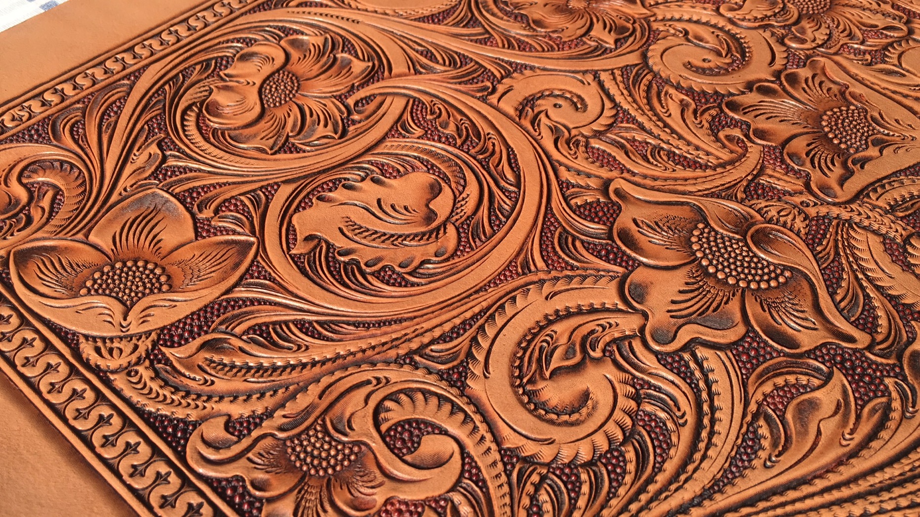 lin皮雕-谢丽丹和亚利桑那风格结合