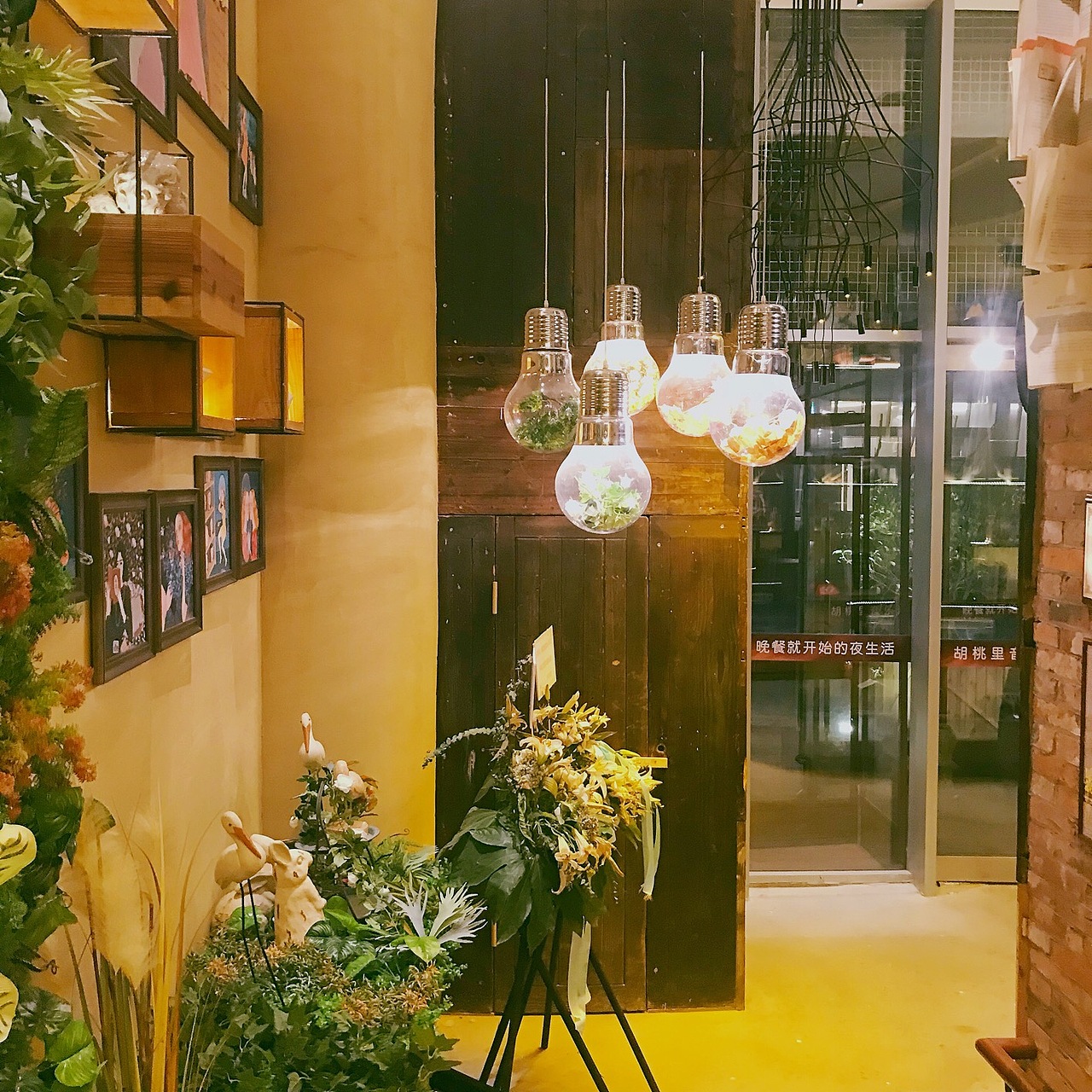 手机摄影 - 上海 - 胡桃里（图ZMTExNTE0Mzg4） - 风光摄影 - 站酷设计师形色分界原创素材 - 站酷ZCOOL