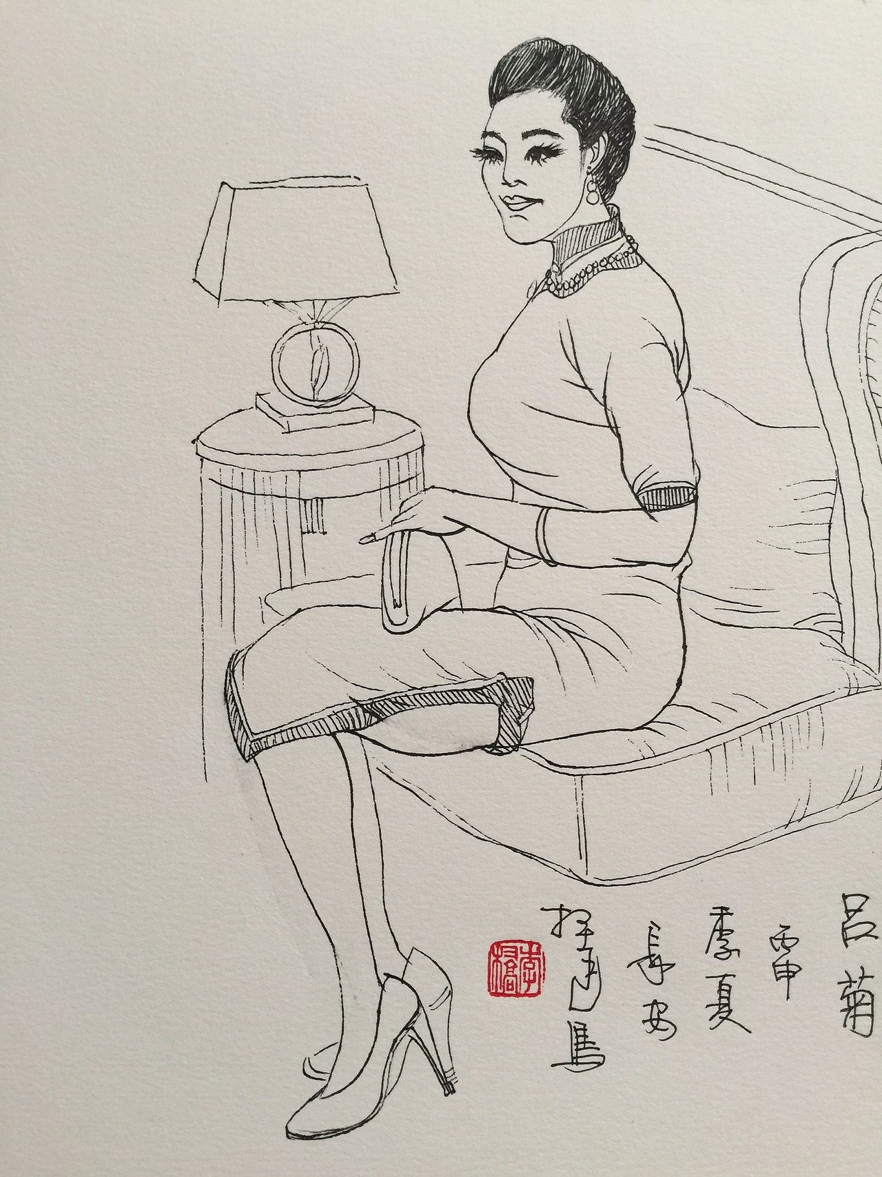 旗袍装人物动态速写