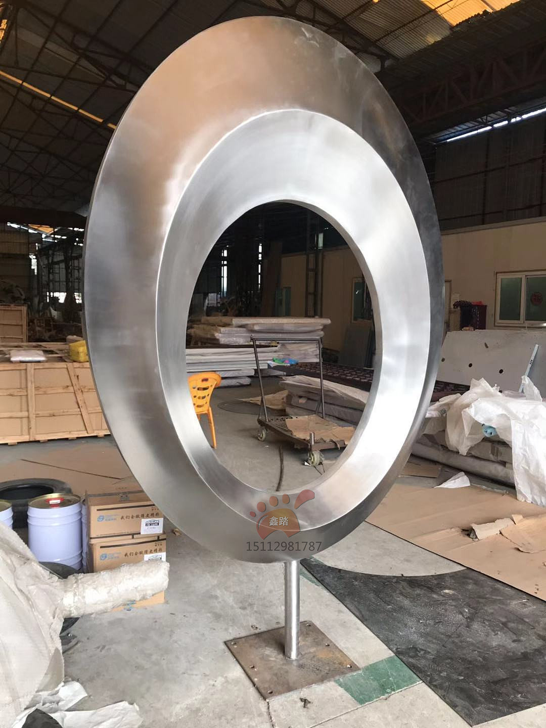 拉丝不锈钢椭圆形雕塑 景观抽象艺术小品雕塑极其壮观|手工艺|其他