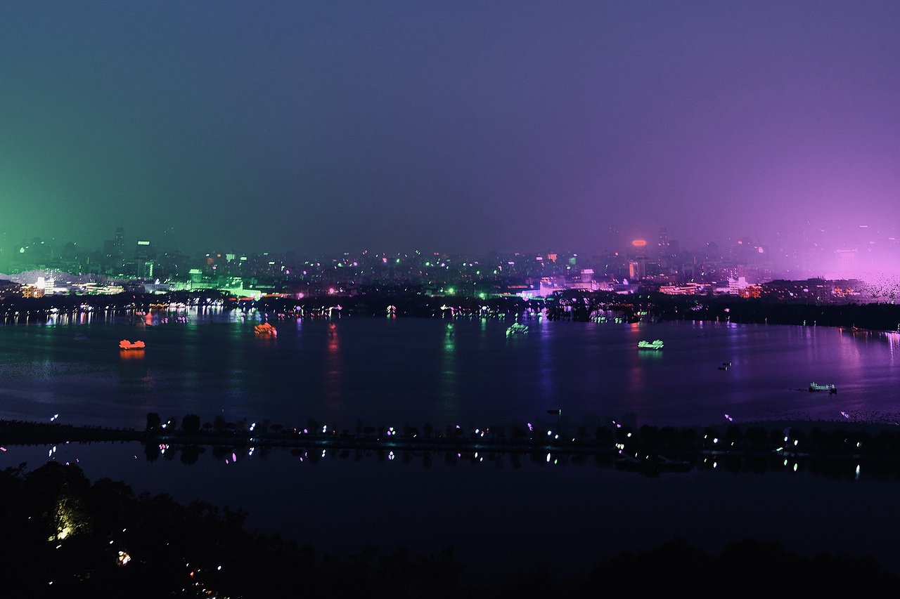 杭州宝石山夜景