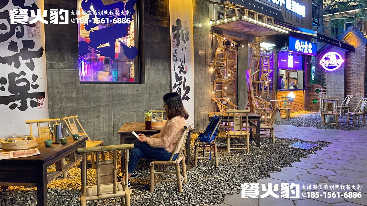 冒张张油卤串串·冒烤鸭丨四川美食网红美食丨郑州餐饮