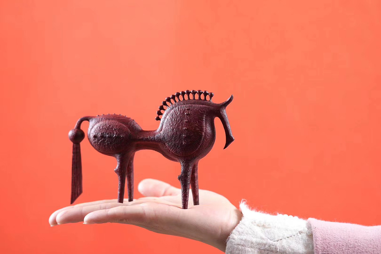 小叶紫檀《唐马》