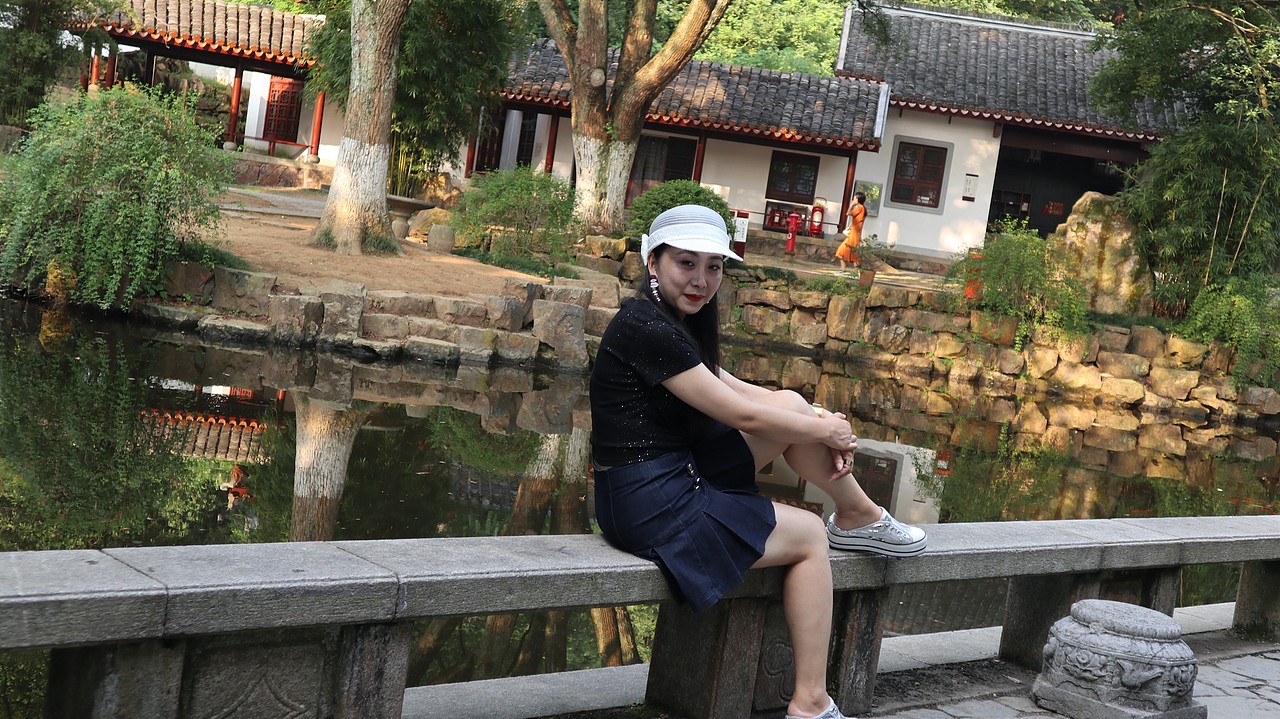 阿味大虾东北代表团长沙游览留念