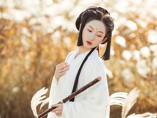 芦花与神明少女