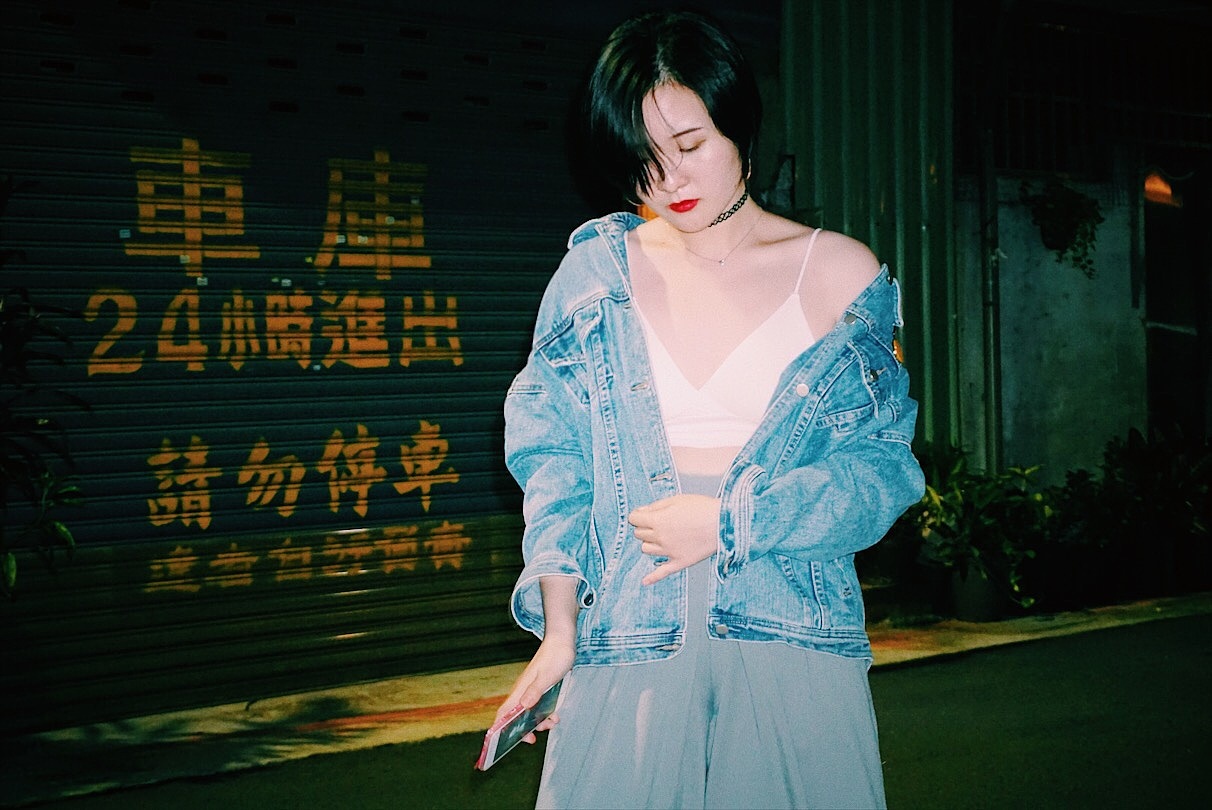 「一頁台北。」自拍作品